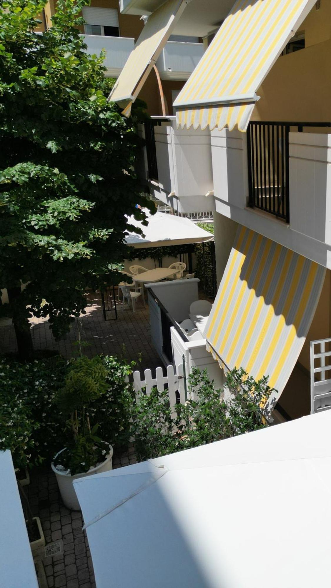 Residence Riviera Alba Adriatica Eksteriør bilde