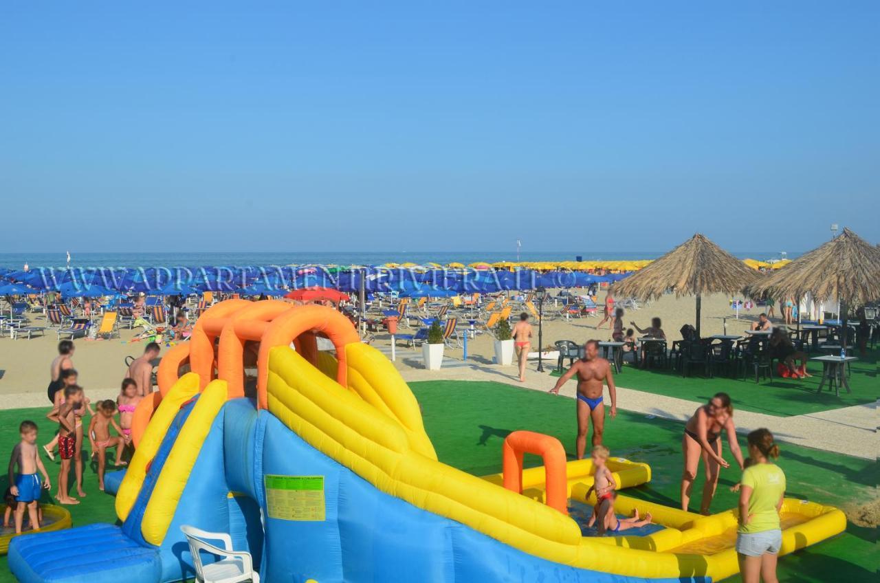 Residence Riviera Alba Adriatica Eksteriør bilde